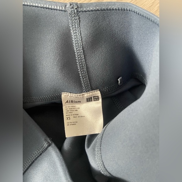 Uniqlo AIRism athletic leggings size xs - Picture 3 of 6